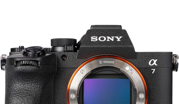 Sony Announces the A7 V
