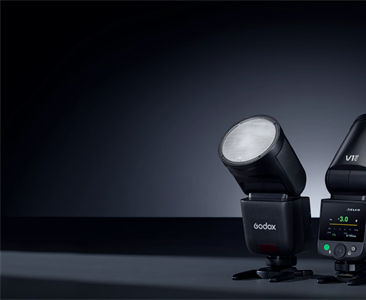 Godox Releases the V1Mid
