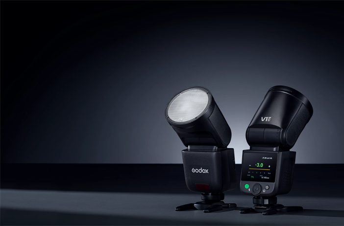 Godox Releases the V1Mid